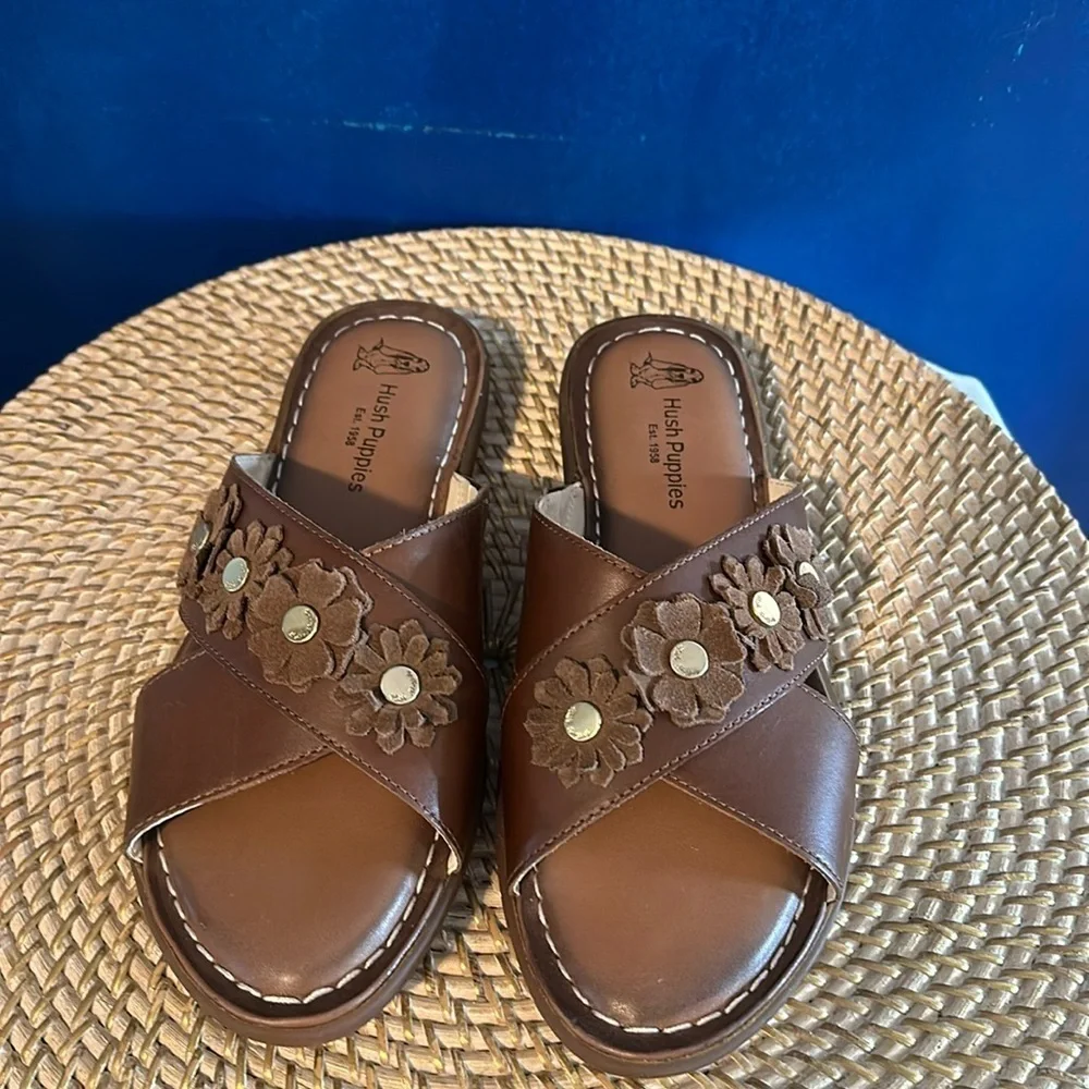NWOT Women’s Hush Puppies Olive Xband Leather Slide Sandals Size 8